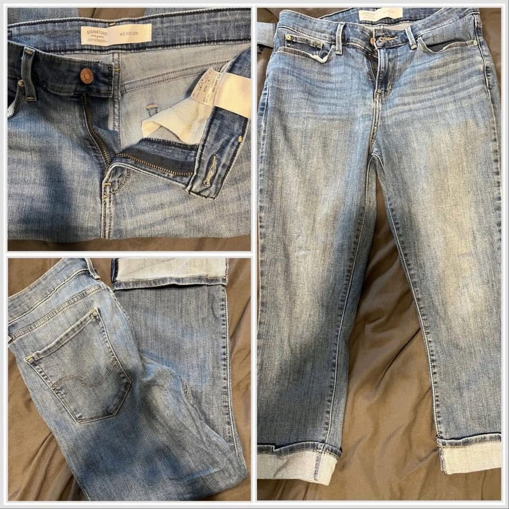 Signature by Levi Strauss Light Blue Cropped Jeans